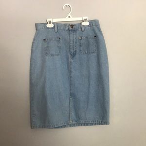 Light-denim skirt